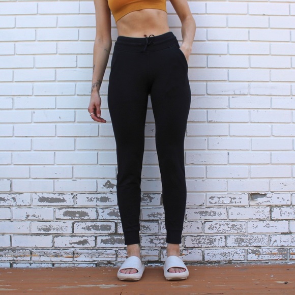 Lululemon Ready to Fleece Jogger - Picture 2 of 6